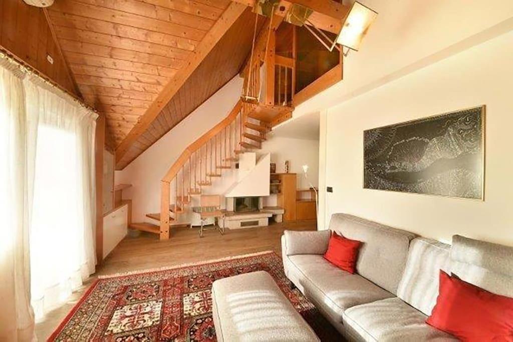 Ferienwohnung Penthouse In The Centre Meran Exterior foto